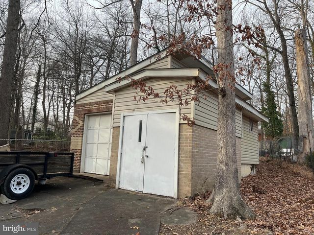 7018 REDMILES RD, Laurel, MD 20707