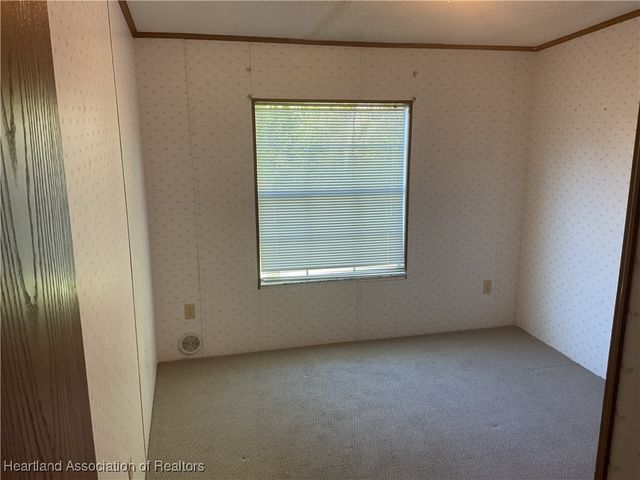 2704 E Waterview Drive, Avon Park, FL 33825