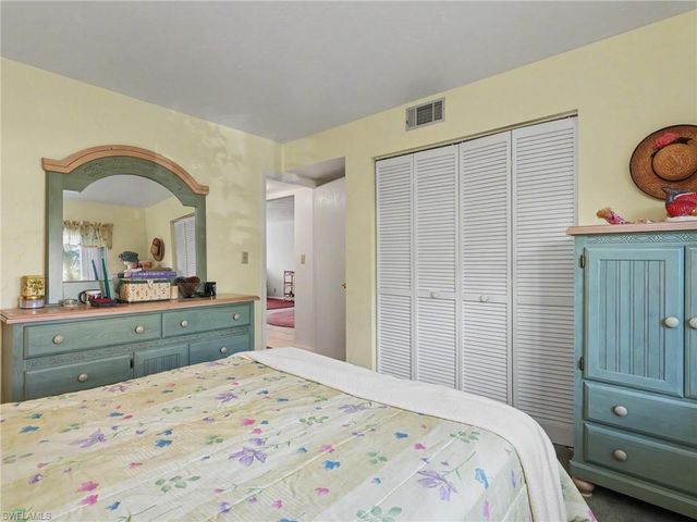 3816 Snowflake LN 1303, Naples, FL 34112