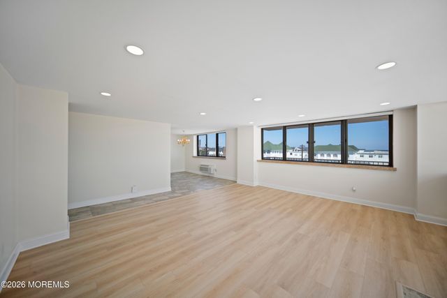 55 Ocean Avenue 2A, Monmouth Beach, NJ 07750