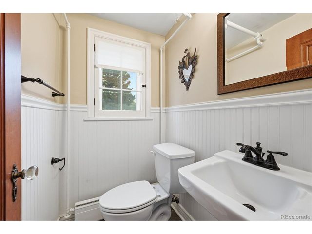 2002 W Ridge Rd, Littleton, CO 80120