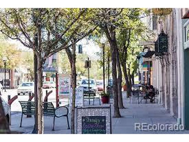 2002 W Ridge Rd, Littleton, CO 80120