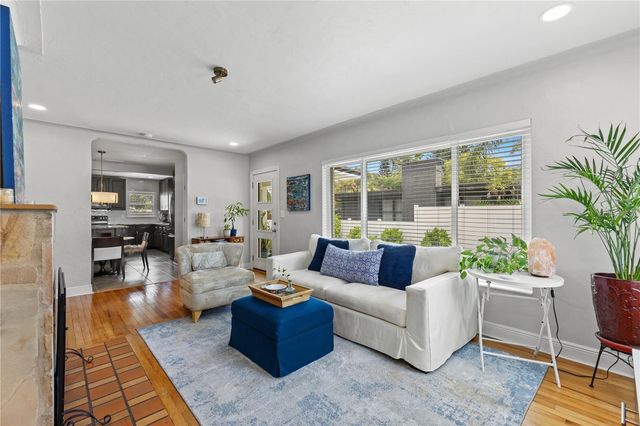 1030 32ND AVENUE N, St Petersburg, FL 33704