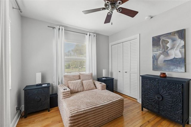 1030 32ND AVENUE N, St Petersburg, FL 33704