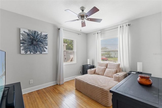 1030 32ND AVENUE N, St Petersburg, FL 33704