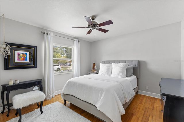 1030 32ND AVENUE N, St Petersburg, FL 33704