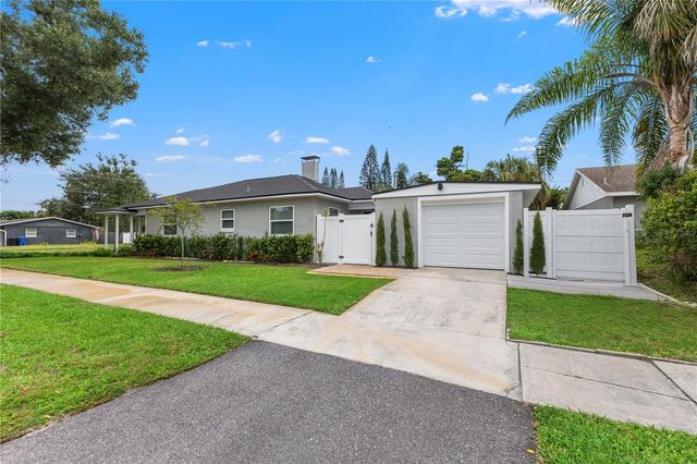 1030 32ND AVENUE N, St Petersburg, FL 33704