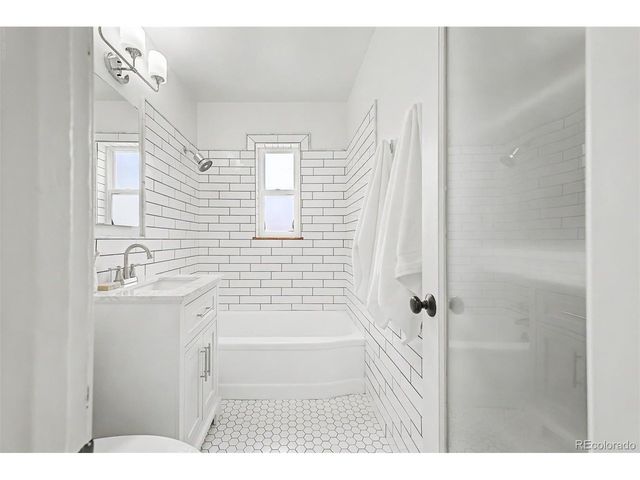 3025 Richard Allen Ct, Denver, CO 80205