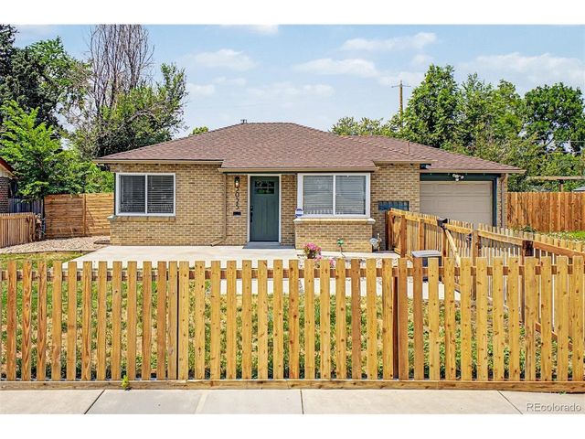 3025 Richard Allen Ct, Denver, CO 80205