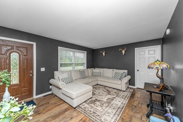 4240 E Commerce Road, Commerce Twp, MI 48382