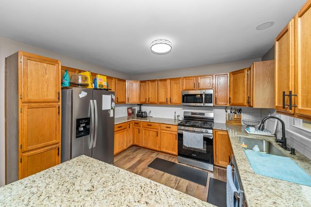 4240 E Commerce Road, Commerce Twp, MI 48382