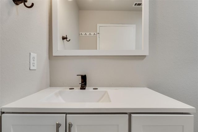 9005 Elfen CV, Austin, TX 78724