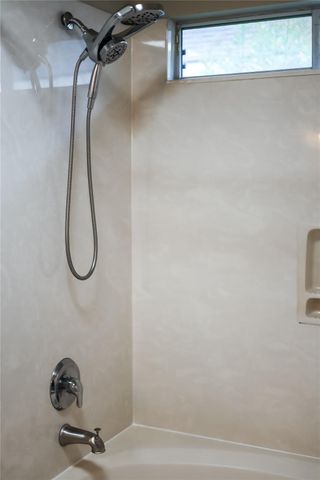 9005 Elfen CV, Austin, TX 78724