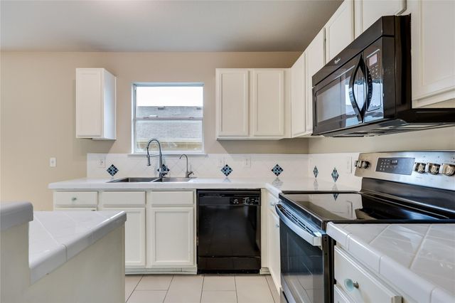 9005 Elfen CV, Austin, TX 78724