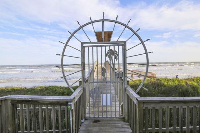 10811 San Luis Pass Road 1215, Galveston, TX 77554
