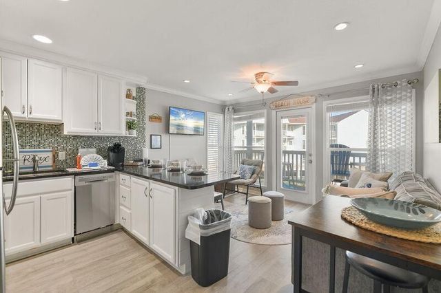 10811 San Luis Pass Road 1215, Galveston, TX 77554