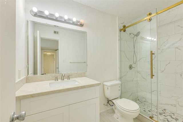 3431 North Hills DR 321, Austin, TX 78731