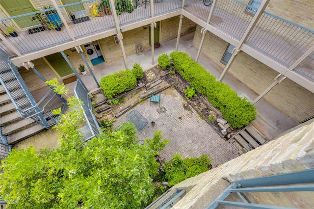 3431 North Hills DR 321, Austin, TX 78731