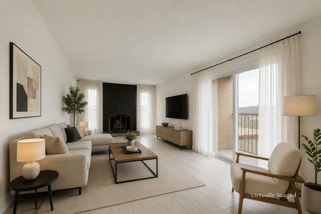 3431 North Hills DR 321, Austin, TX 78731