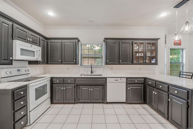 112 Miramar Drive, Maumelle, AR 72113