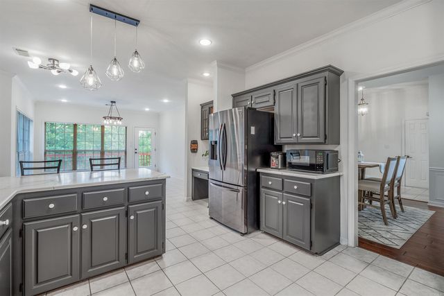 112 Miramar Drive, Maumelle, AR 72113
