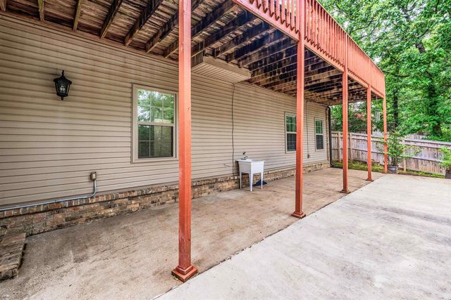 112 Miramar Drive, Maumelle, AR 72113