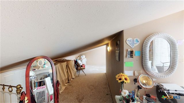 612 Mccormick Drive, Victoria, TX 77904