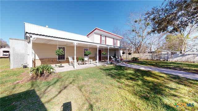 612 Mccormick Drive, Victoria, TX 77904