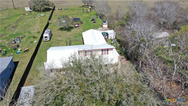 612 Mccormick Drive, Victoria, TX 77904