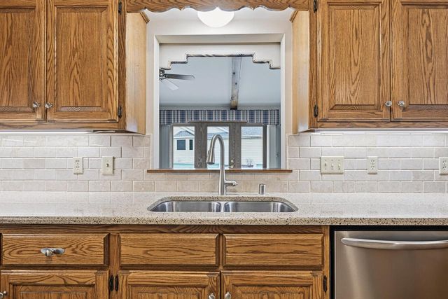 1045 Lansdowne COURT, Brookfield, WI 53045