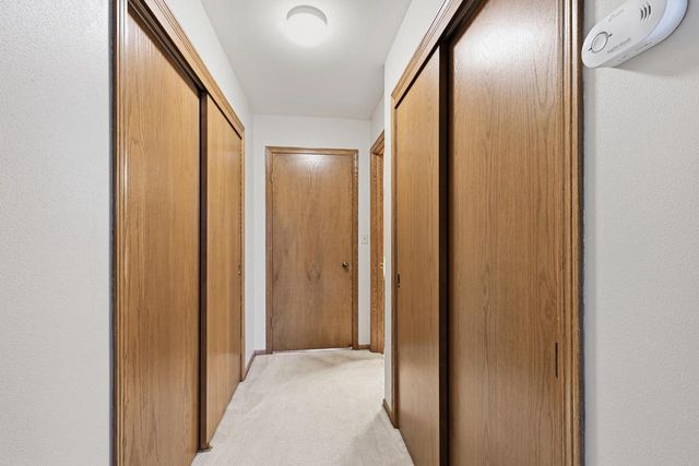 1045 Lansdowne COURT, Brookfield, WI 53045