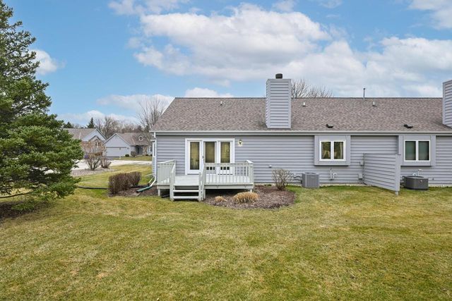1045 Lansdowne COURT, Brookfield, WI 53045