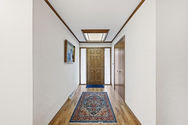 1045 Lansdowne COURT, Brookfield, WI 53045