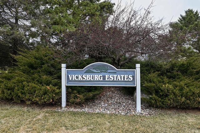 1045 Lansdowne COURT, Brookfield, WI 53045