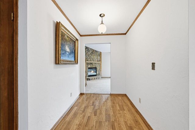 1045 Lansdowne COURT, Brookfield, WI 53045