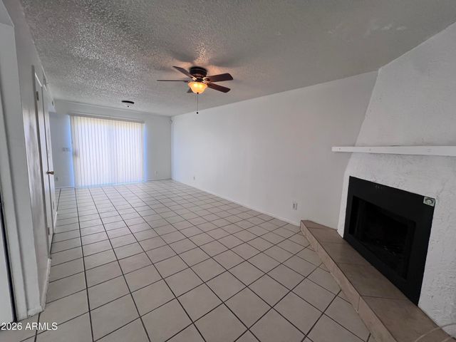 15601 N 27TH Street 18, Phoenix, AZ 85032