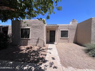 15601 N 27TH Street 18, Phoenix, AZ 85032