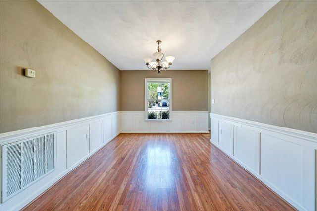 4310 Quail DR, Roanoke, VA 24017