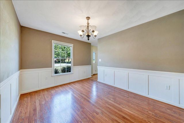 4310 Quail DR, Roanoke, VA 24017