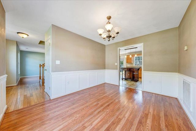 4310 Quail DR, Roanoke, VA 24017