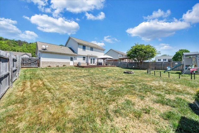 4310 Quail DR, Roanoke, VA 24017