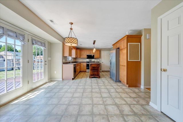 4310 Quail DR, Roanoke, VA 24017