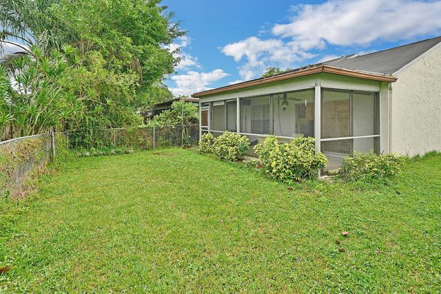 113 Pinewood Court, Jupiter, FL 33458