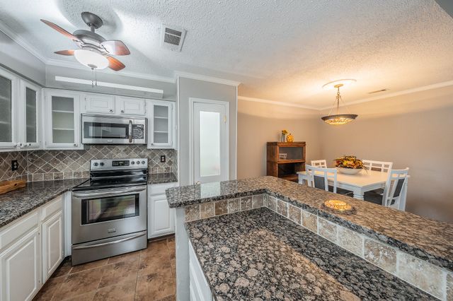 1200 Harwell Drive 1920, Arlington, TX 76011