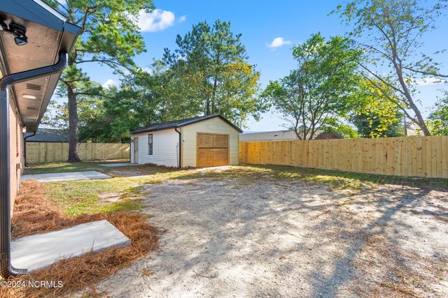 6 High Street, Castle Hayne, NC 28429
