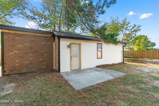 6 High Street, Castle Hayne, NC 28429