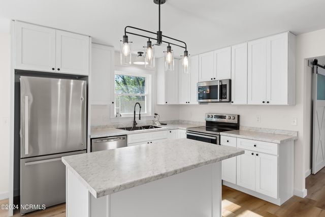 6 High Street, Castle Hayne, NC 28429