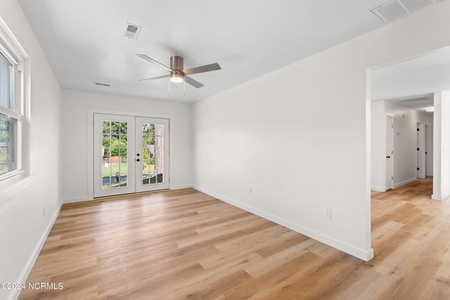 6 High Street, Castle Hayne, NC 28429