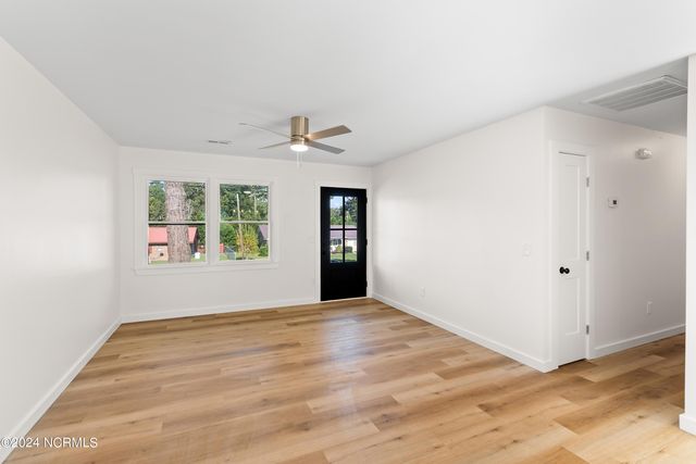 6 High Street, Castle Hayne, NC 28429