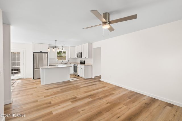 6 High Street, Castle Hayne, NC 28429